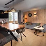 Tatil Evi Schoeneben Big Family Wald im Pinzgau