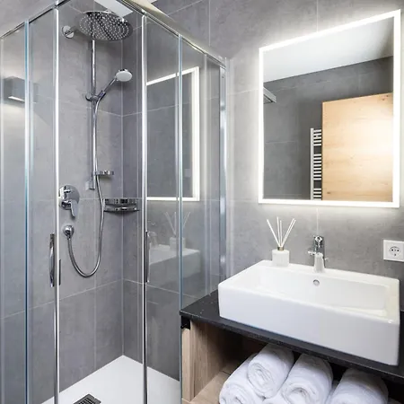 Schoeneben Big Family *